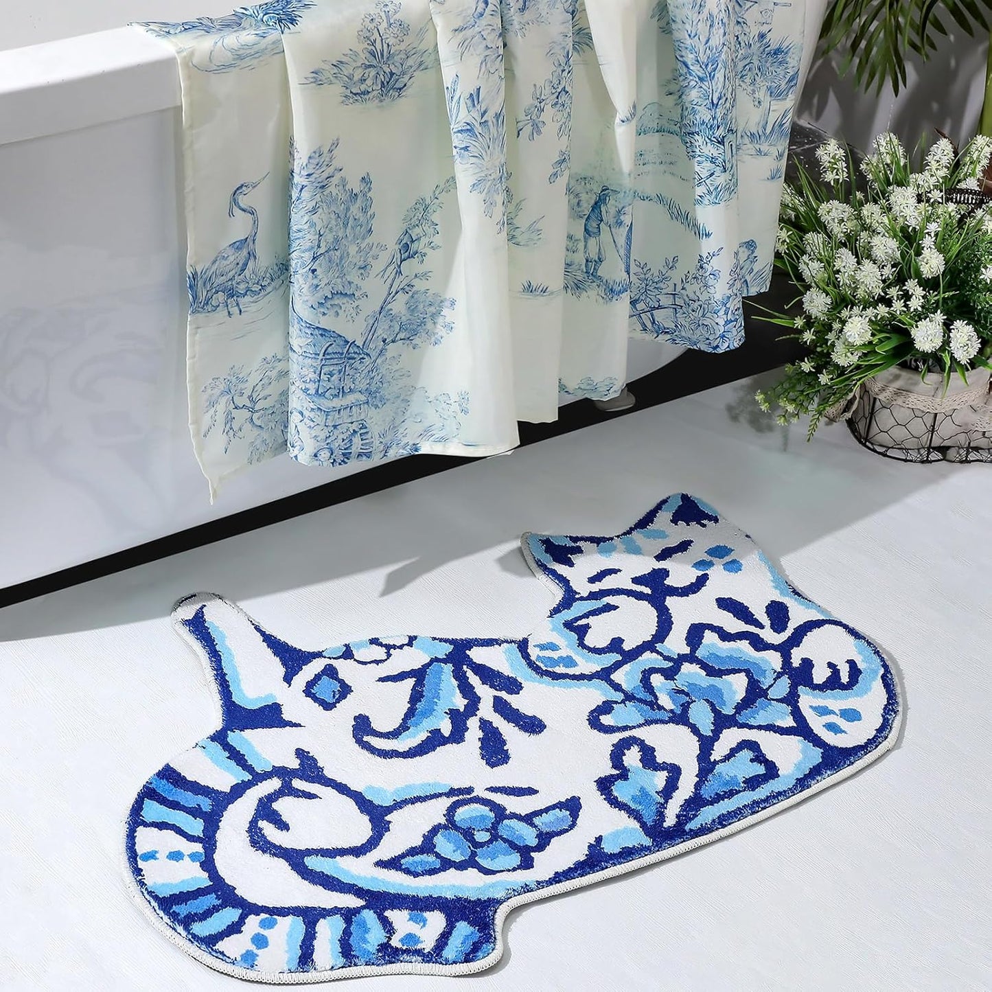 Delft Cat Bathroom Mat