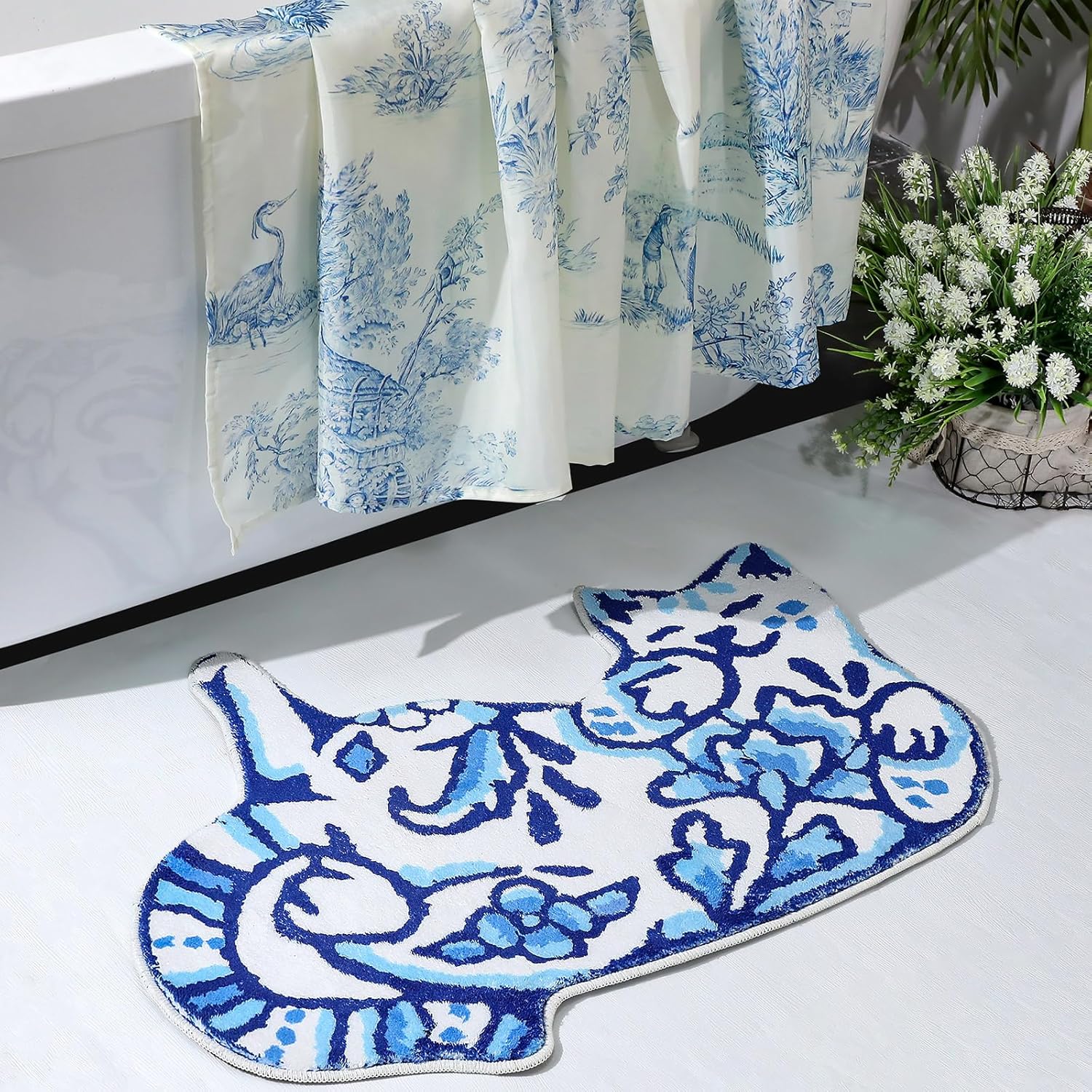 Delft Cat Bathroom Mat