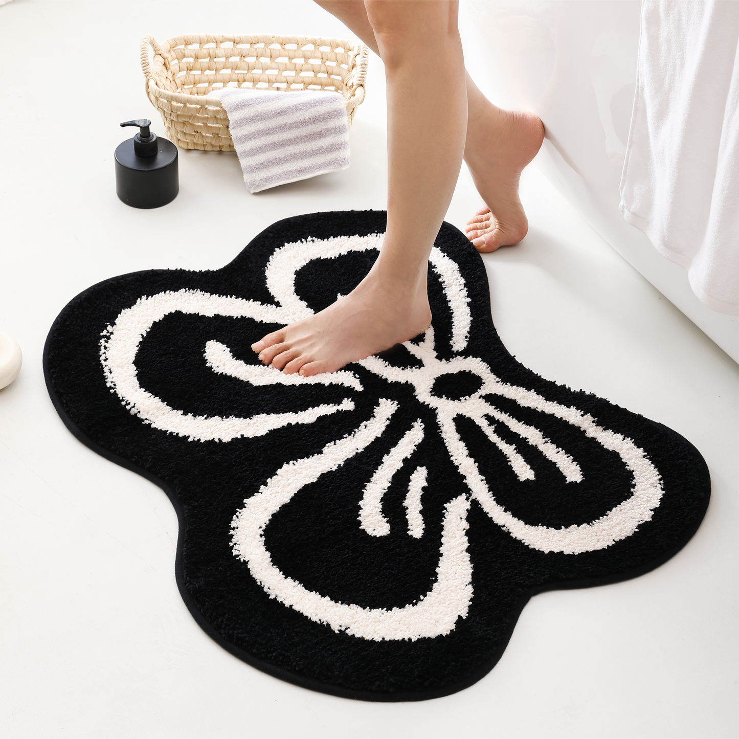 Black Bowknot Bath Mat